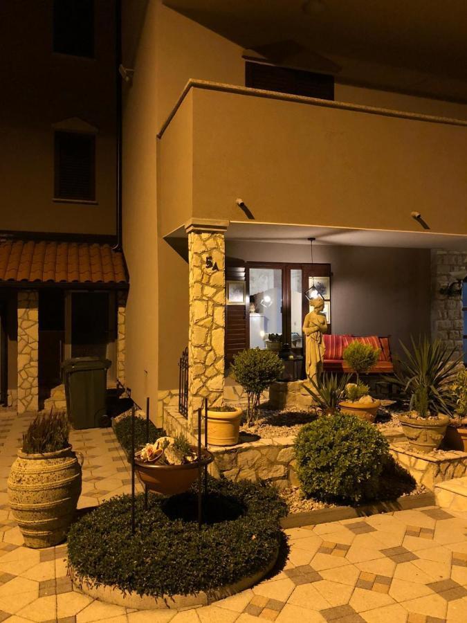 Casa Perla Holidays Jurasi エクステリア 写真